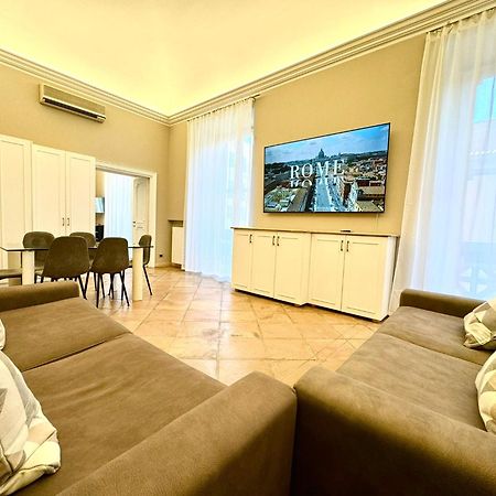 Lux Apartment Cavour Рим Екстериор снимка