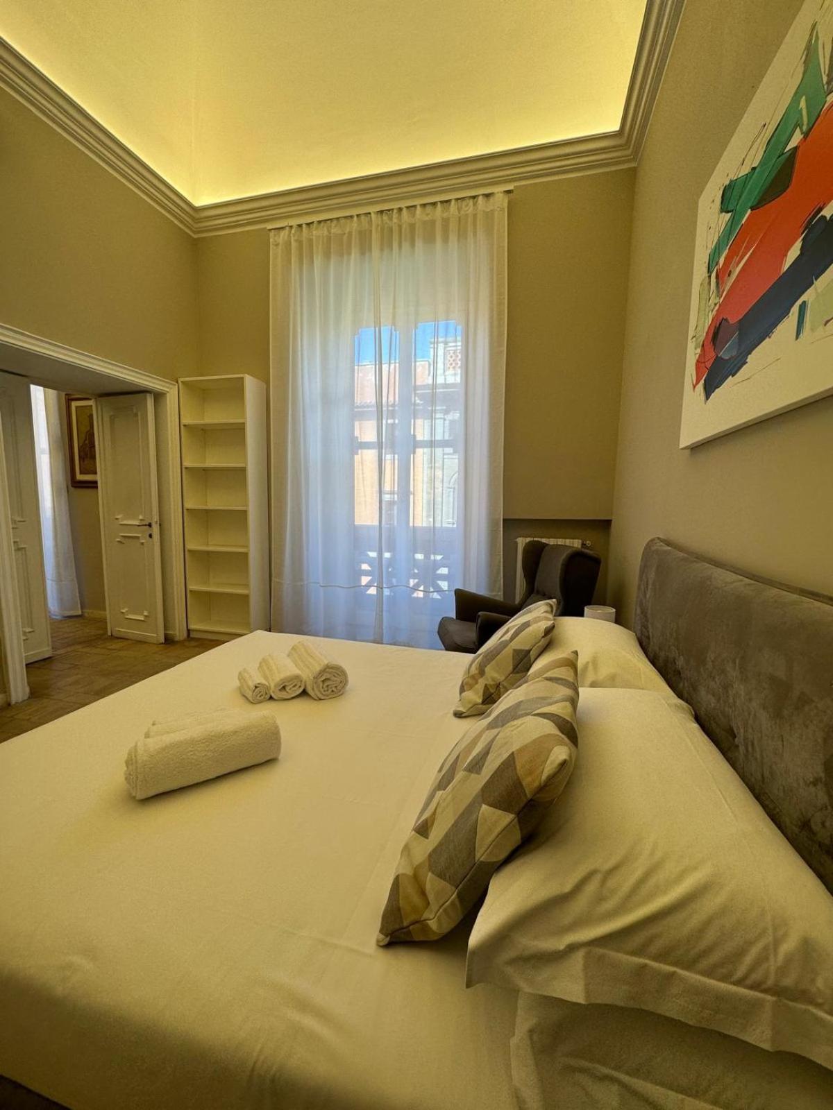 Lux Apartment Cavour Рим Екстериор снимка